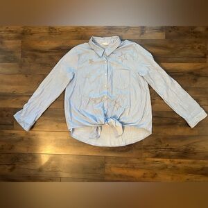 Hem & Thread Star Embroidered Button Down Shirt – Size Small